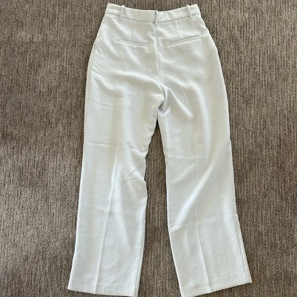 NWOT Aritzia Effortless Pants - Picture 4 of 4